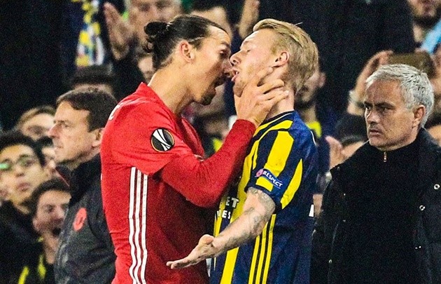 Simon Kjaer has joined AC Milan on loan from Sevilla - Bóng Đá