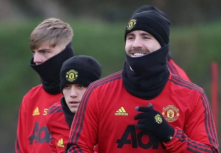 Phil Jones để lộ hình ảnh không ngờ sau thảm họa trước Man City - Bóng Đá