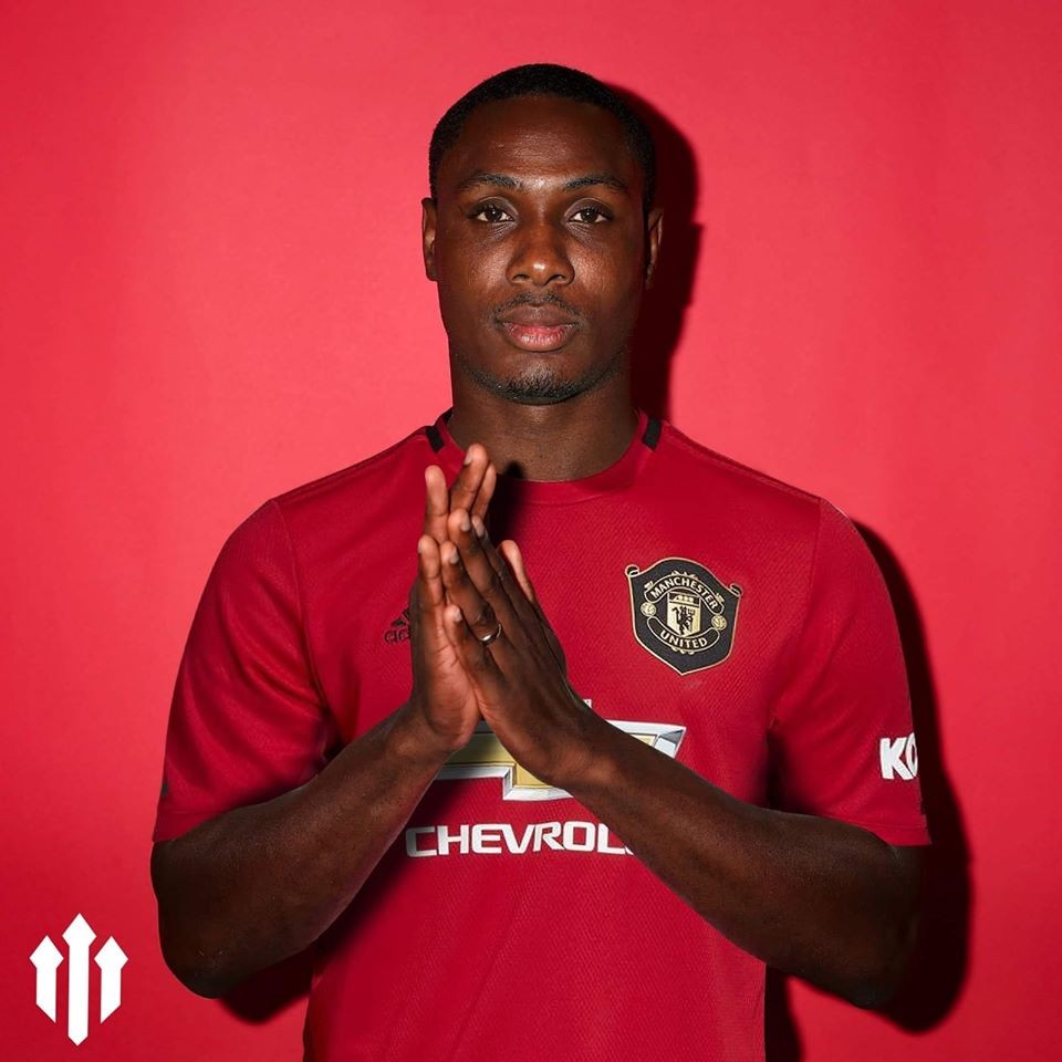 Lộ tấm ảnh về Ighalo - Man Utd khiến dân tình 