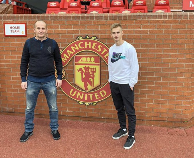Sergey Pinyaev is at Man Utd. - Bóng Đá