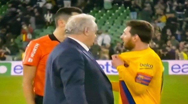 Messi khiếu nại trọng tài - Bóng Đá