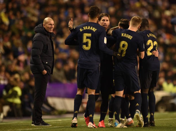 Hạ gục Valladolid, Real Madrid vươn lên độc chiếm ngôi đầu BXH  - Bóng Đá