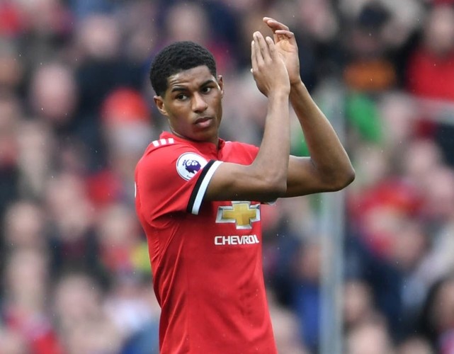 Solskjaer phản ứng ra sao với 