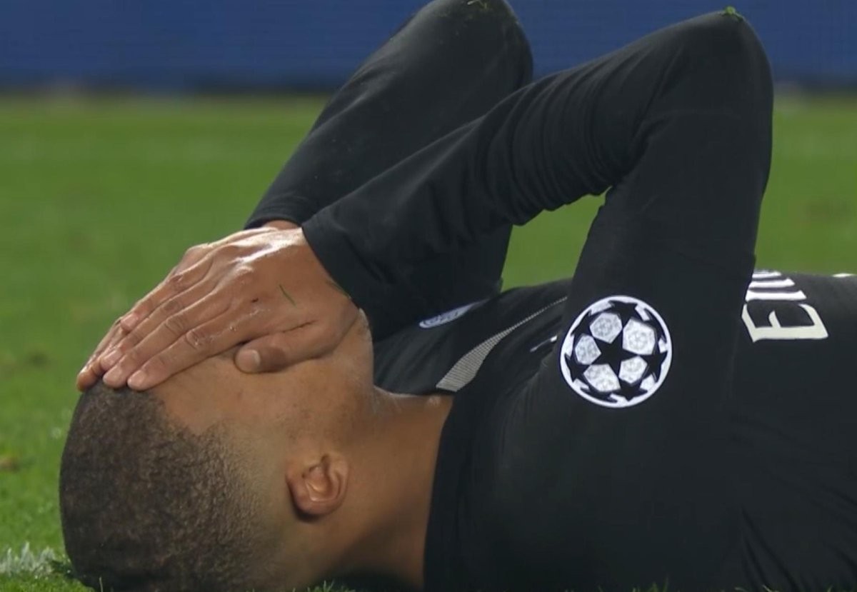 Lạnh lùng sút tung lưới PSG, Rashford đã thắng Mbappe chung cuộc - Bóng Đá