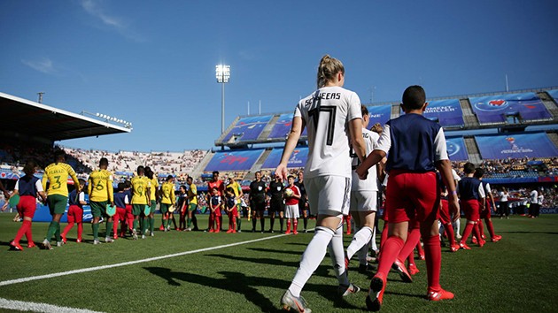 ảnh: nữ Đức thắng nữ Nam phi - Bóng Đá