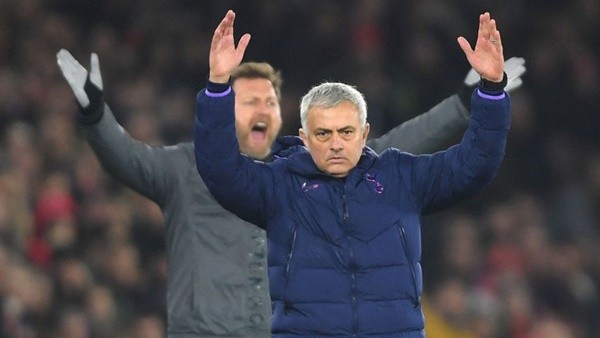 Tottenham chiêu mộ Olivier Giroud - Bóng Đá