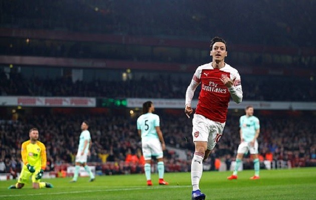 Chấm điểm Arsenal: Ozil trở lại với phong độ hủy diệt - Bóng Đá