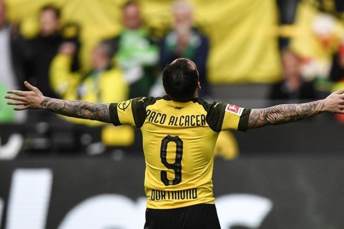 Newcastle backed to complete 'transfer coup' as £25m Paco Alcacer interest emerges - Bóng Đá