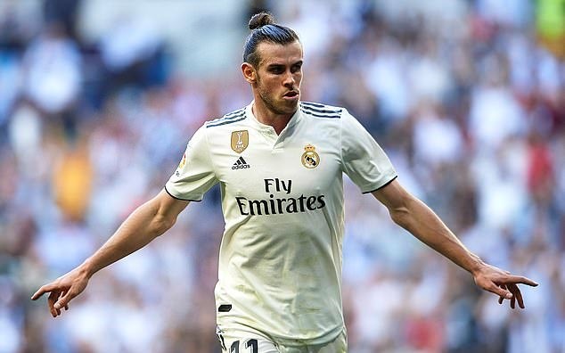 Real sửa sân - Bóng Đá