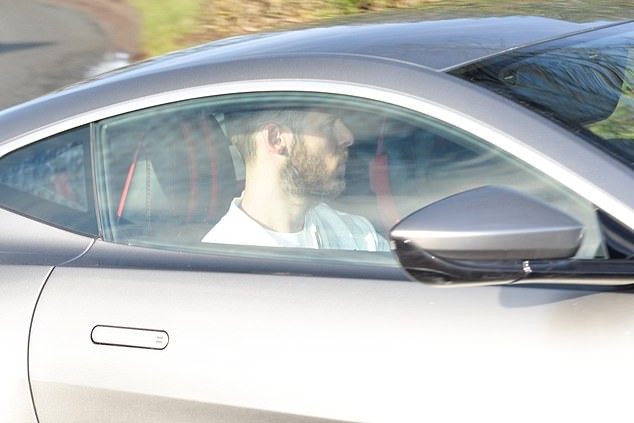 Anderson and Silvestre đến Carrington - Bóng Đá