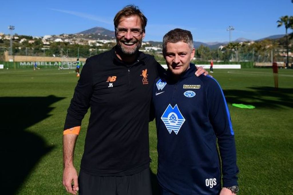 Chelsea tập luyện - Bóng Đá