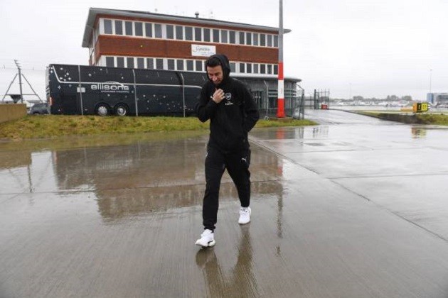 Arsenal đến Tây Ban Nha - Bóng Đá