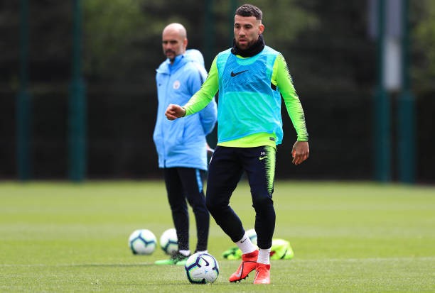 Chưa vô địch, dàn sao Man City đã 