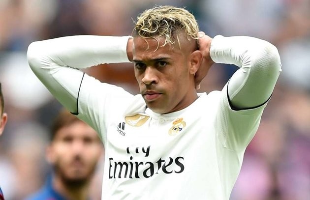 Fenerbahce quan tâm Mariano Diaz - Bóng Đá