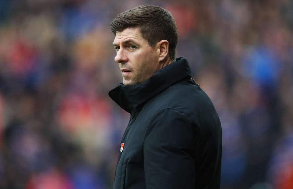 Gerrard bị đánh giá cực thấp trong mùa đầu làm HLV - Bóng Đá