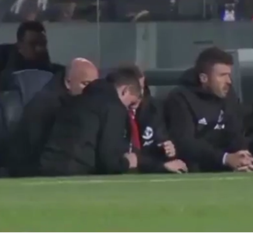 Rashford để Ter Stegen có được mảnh giấy chỉ đạo chiến thuật của Solskjaer - Bóng Đá