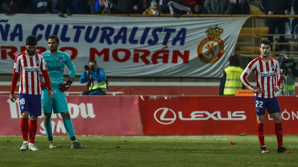 Thua sốc đội hạng 3, Atletico lập kỷ lục tệ hại ở Cúp Nhà Vua Tây Ban Nha - Bóng Đá
