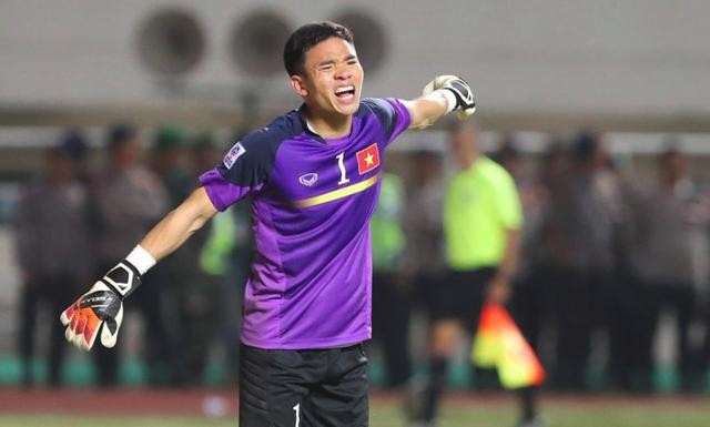 Văn Kiên, Nguyên Mạnh: Hai cánh chim lạ và sự hợp lý của thầy Park - Bóng Đá