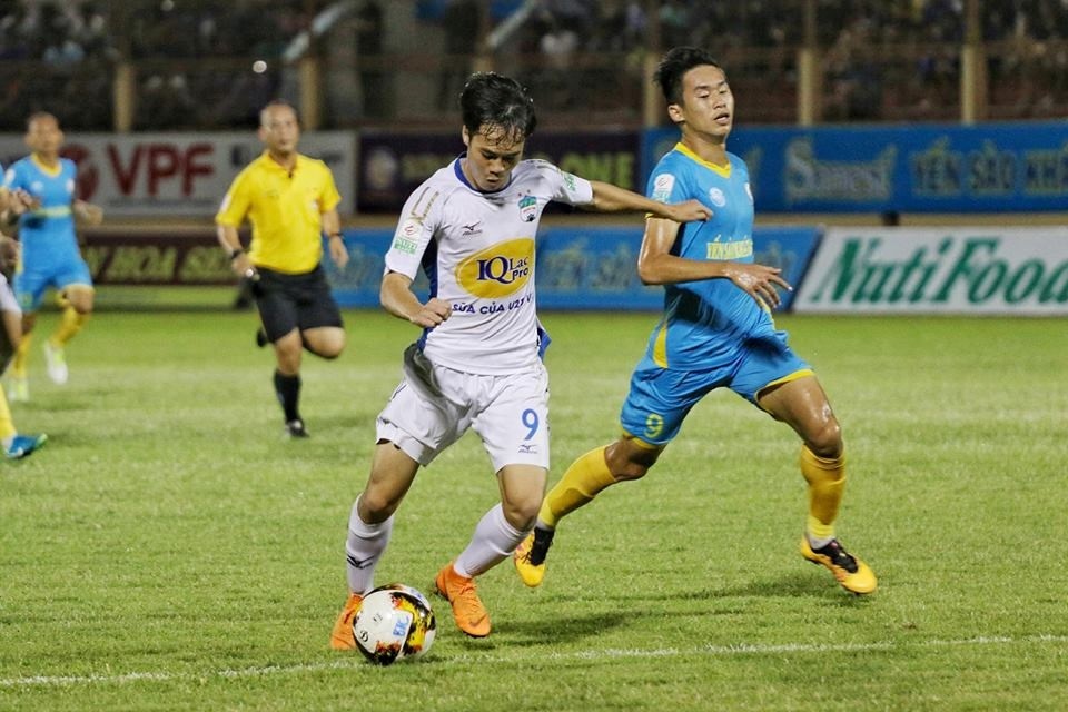 Văn Toàn dẫn đầu danh sách vua phá lưới: Trời thương kẻ khó! - Bóng Đá