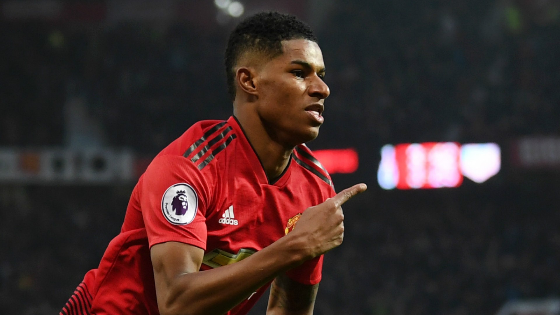 van perise gives advice to rashford - Bóng Đá