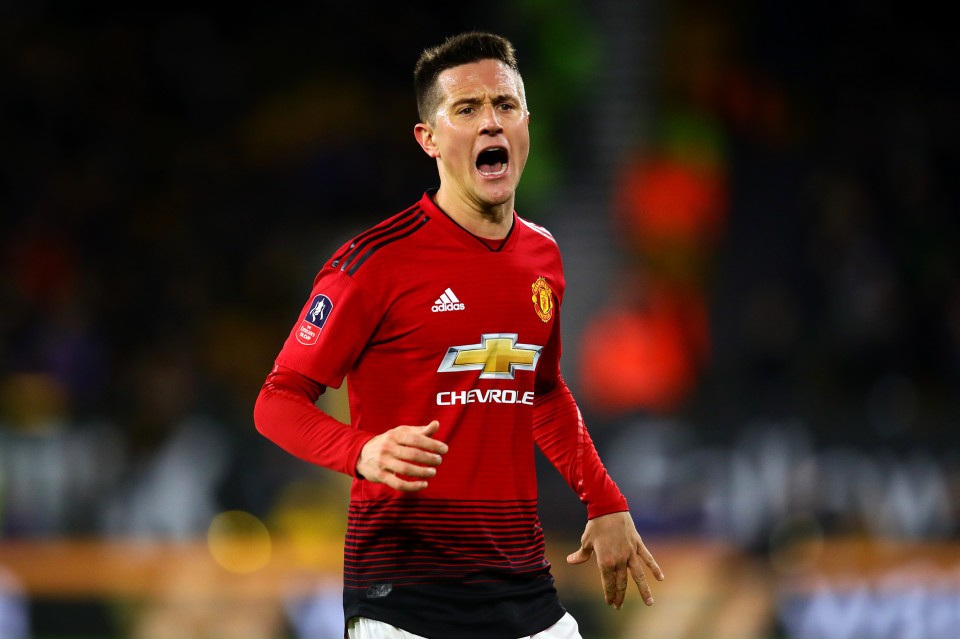 Herrera ra đi là vì Sanchez - Bóng Đá