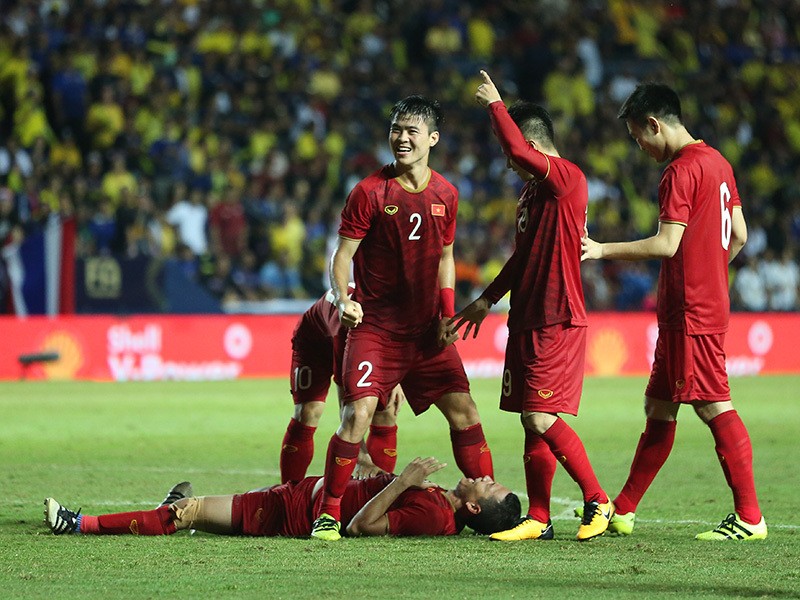 VFF gia hạn với thầy Park, không chỉ là chuyện tiền nong - Bóng Đá