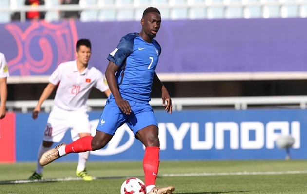 CHÍNH THỨC: Leeds United chiêu mộ sát thủ xé lưới Việt Nam - Bóng Đá