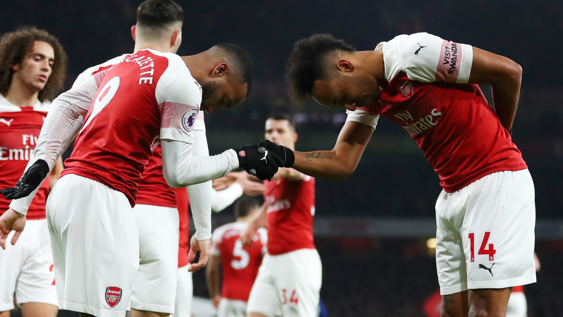 Aubameyang nói về mối quan hệ với Lacazette - Bóng Đá