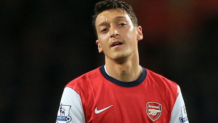 Ozil, Mustafi, Mkhitaryan - Why Arsenal can't sell big names to boost Unai Emery transfer plans - Bóng Đá