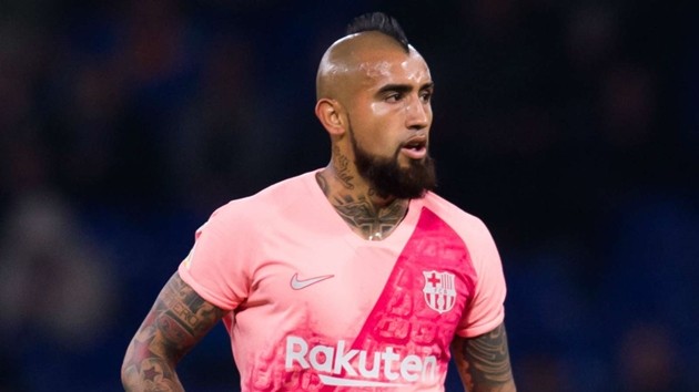Coutinho bất hạnh, Vidal sung sướng tại Barca - Bóng Đá