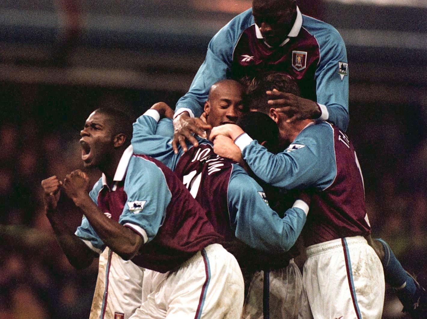 10 chuỗi bất bại dài nhất EPL: Liverpool khó cản; 'Đỉnh cao' Arsenal - Bóng Đá