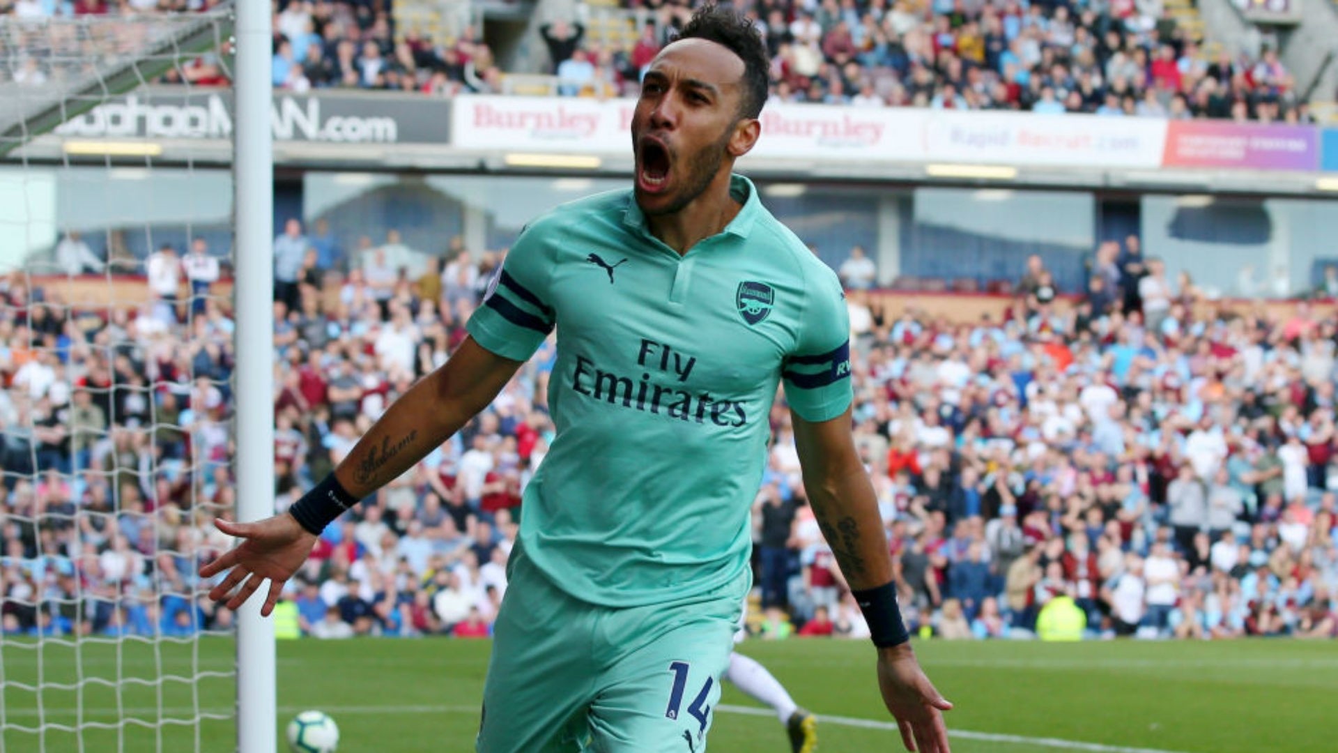 What Arsenal plan to do if PSG launch Pierre-Emerick Aubameyang transfer bid this summer - Bóng Đá