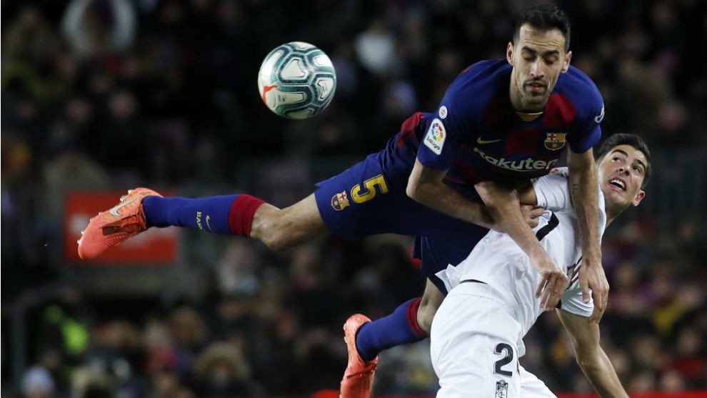 Busquets' footballing lesson: This is why Setien likes him so much - Bóng Đá