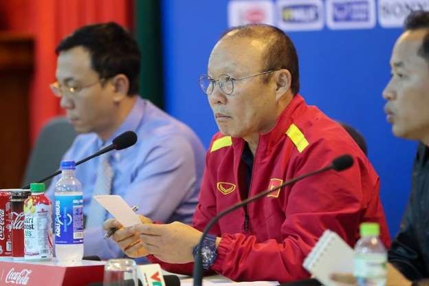 Park Hang-seo: Tôi chọn cầu thủ không từ mối quan hệ thân tình nào cả - Bóng Đá