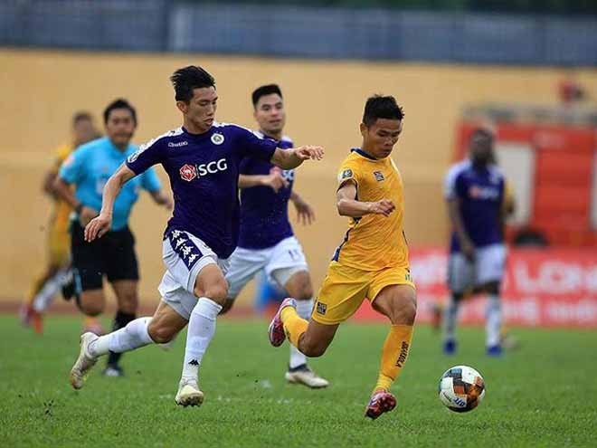 Lọt lưới 8 bàn sau 3 trận: Báo động đỏ cho Nhà vua V-League - Bóng Đá