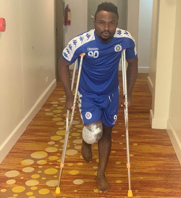 CLB Hà Nội liên tục nhận hung tin từ 2 chân sút ngoại binh (Omar, Oseni) - Bóng Đá