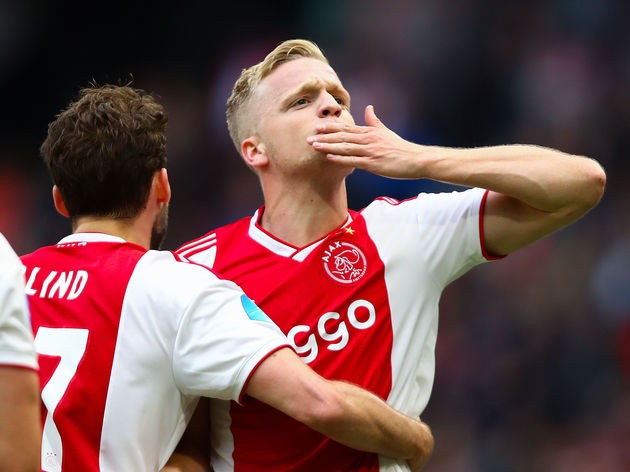 Van de Beek denies agreeing to join Real Madrid - Bóng Đá