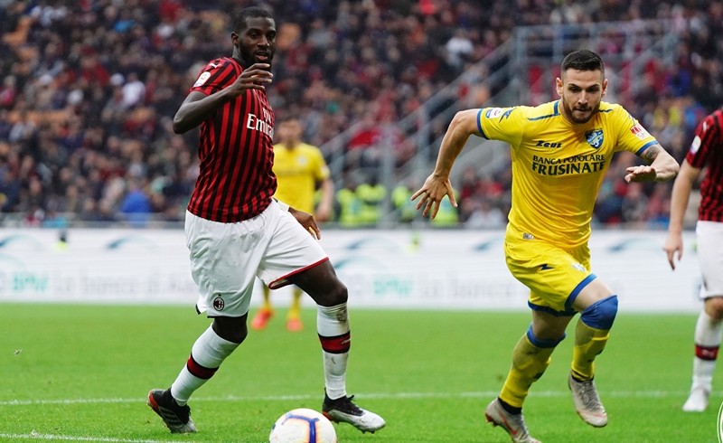 Thấy gì qua chiến thắng của AC Milan trước Frosinone? - Bóng Đá
