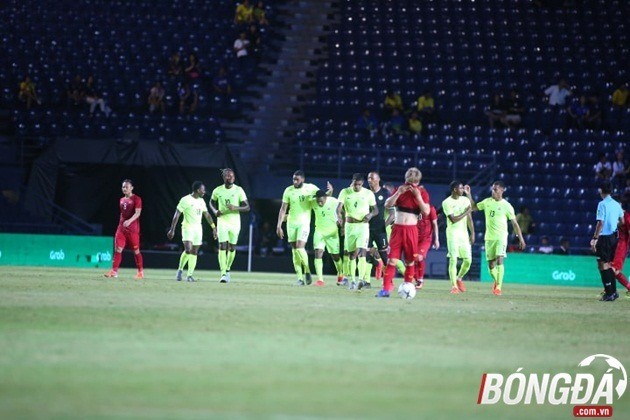 Quang tùng nói về bàn thua của VN - Bóng Đá