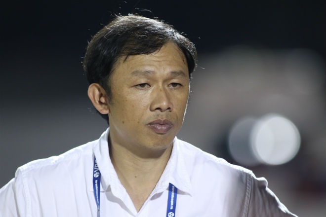 HLV HAGL nói gì khi quyết định từ chức vị trí thuyền trưởng? - Bóng Đá