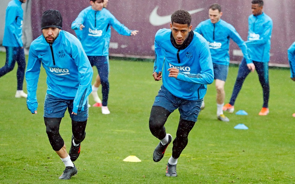 Barca tập - Bóng Đá