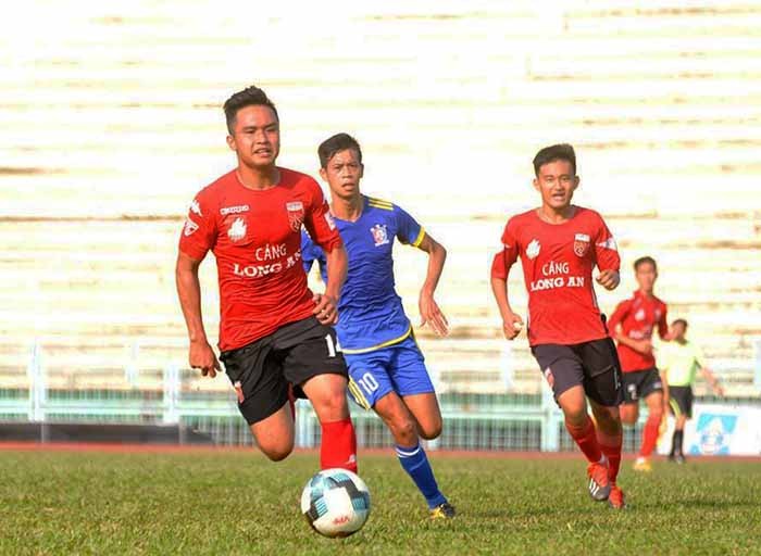 Cựu tuyển thủ U19 Việt Nam nổ súng, Long An thắng dễ Bình Định - Bóng Đá