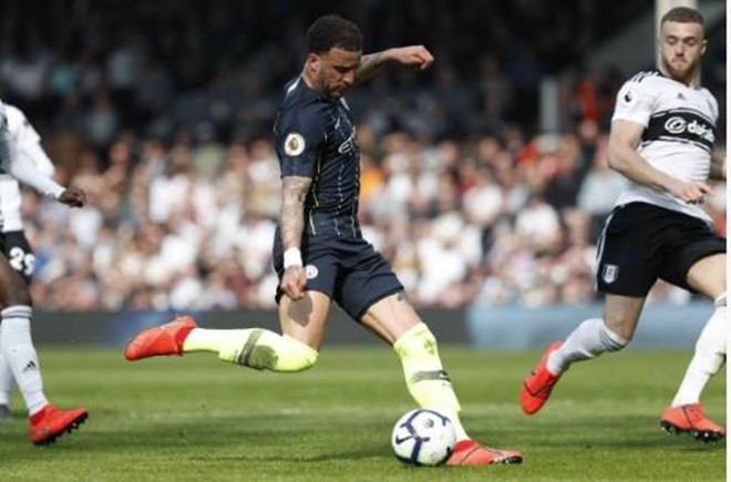 TRỰC TIẾP Fulham 0-2 Man City: Walker đưa bóng trúng cột dọc (H2) - Bóng Đá