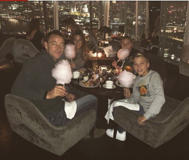 Chùm ảnh về John Terry và Frank Lampard (The Sun) - Bóng Đá
