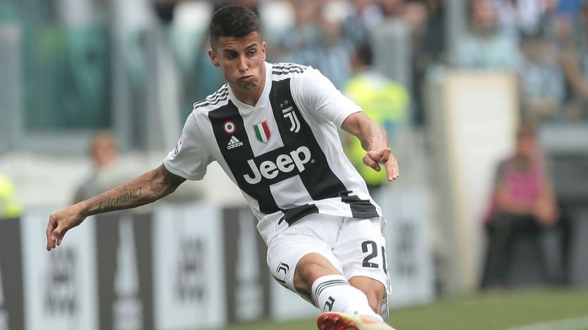 Thay Valencia, Man Utd bất ngờ nhắm mua sao Juventus - Bóng Đá