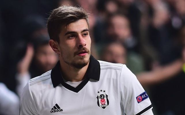 Arsenal mua Dorukhan Tokoz  - Bóng Đá