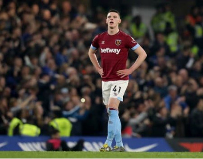 Hazard solo tựa Messi, Chelsea trở lại top 3 Premier League - Bóng Đá