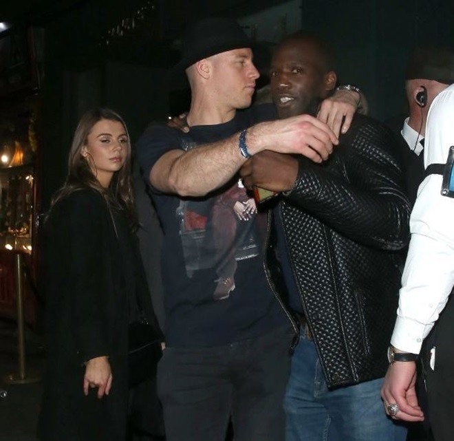 Barkley và Drinkwater đi hộp đêm - Bóng Đá