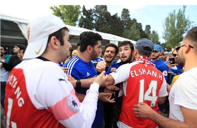 Fan Arsenal và Chelsea tại Baku (The Sun) - Bóng Đá