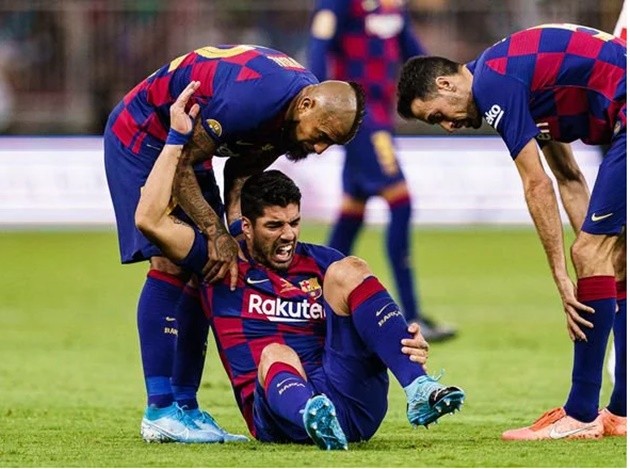 Setien có nên tìm phương án thay thế Luis Suarez? - Bóng Đá